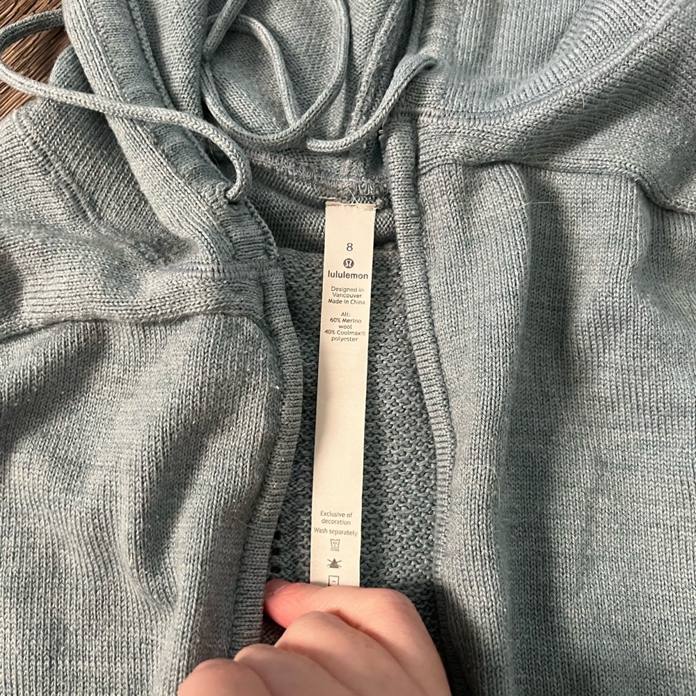 Lululemon jacket - Picture 3 of 5
